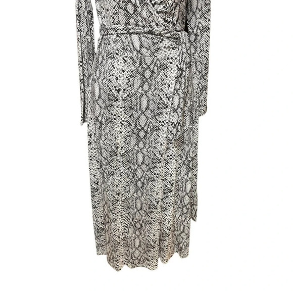 Good American The Runaround Wrap Dress Python Print‎ Size 2 / Medium - Picture 6 of 13